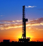 Battelle researchers have found a way to reduce the heat needed to sweeten natural gas at rigs like this one in Euless, Texas. Steve Reisman photo.